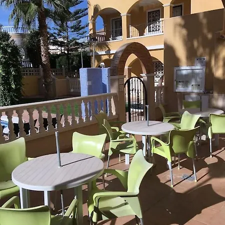 Top Floor Spacious Apartment With Roof Terrace Alicante Extérieur photo